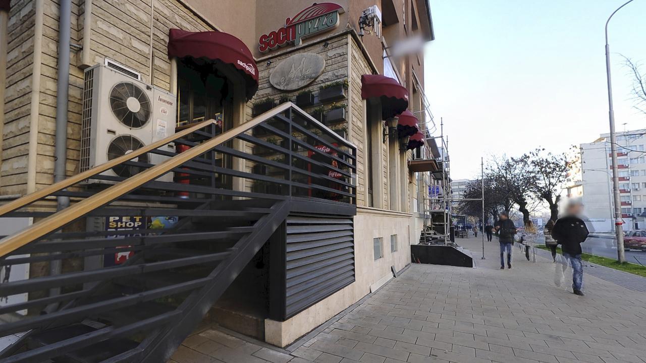 بريشتاين Boulevard Prishtina Enes المظهر الخارجي الصورة